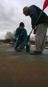 Spreading out the Bitumen Glue